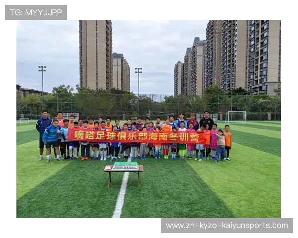 足球技术顾问在俱乐部建设和战术演练中承担哪些职责